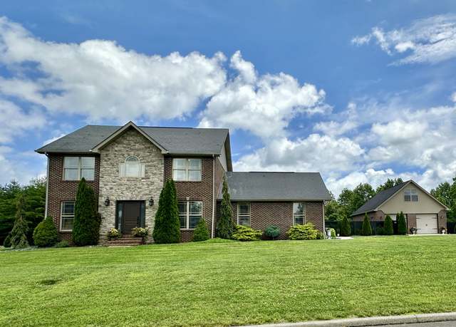 Property at 340 Morning Woods Cove Rd, Somerset, KY 42503, 5 beds, 2.5 baths