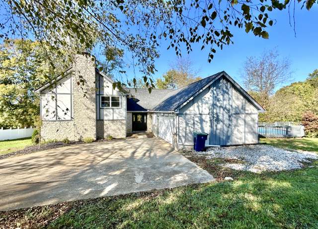 Property at 528 Koger Cir, Somerset, KY 42503, 3 beds, 2.5 baths