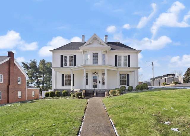 Property at 406 North Main St, Somerset, KY 42501, 4 beds, 2 baths