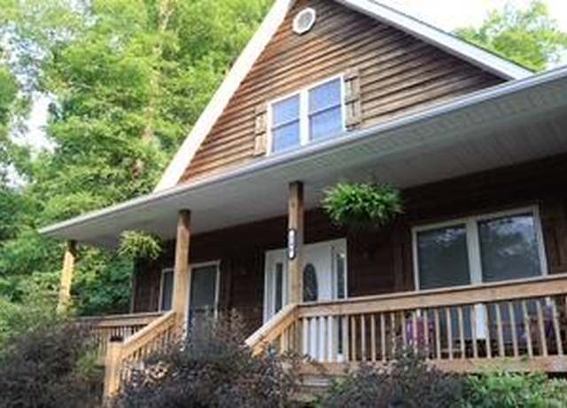 Property at 246 Clover Leaf Cir, Burnside, KY 42519, 4 beds, 3 baths