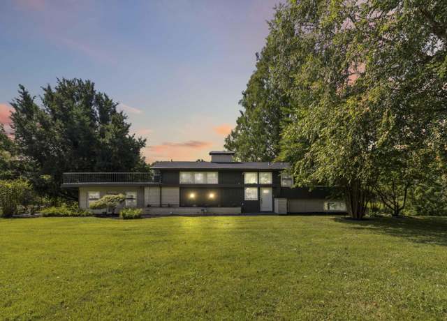 Property at 288 Royal Dr, London, KY 40741, 4 beds, 3 baths