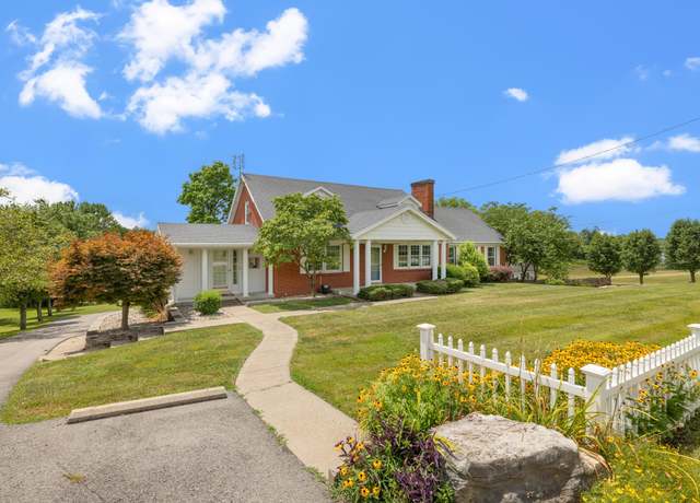Property at 6975 Lebanon Rd, Danville, KY 40422, 3 beds, 2 baths