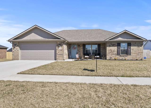 Property at 104 Candy Apple Ln, Richmond, KY 40475, 3 beds, 2 baths