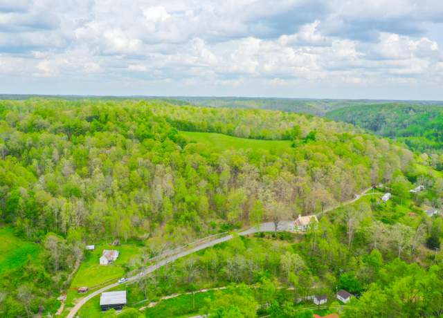 Property at 10002 Hwy 421, Mckee, KY 40447, 3 beds, 1 bath