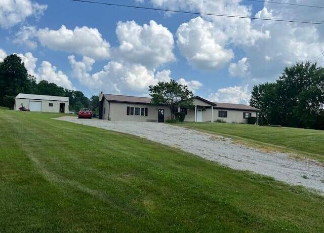 Property at 26 Farris Branch Rd, Wallingford, KY 41093, 3 beds, 2 baths