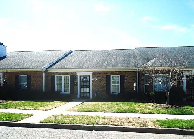 Property at 522 East Walnut St, Danville, KY 40422, 2 beds, 2 baths