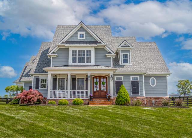Property at 208 The Oaks Blvd, Nicholasville, KY 40356, 5 beds, 4.5 baths
