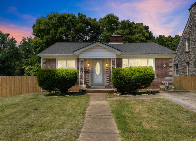 Property at 861 Georgetown St, Lexington, KY 40508, 3 beds, 2 baths