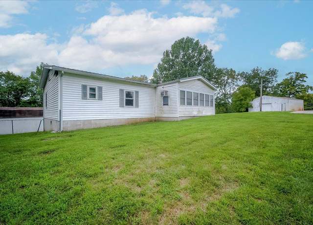 Property at 343 Tracy Ln, Frankfort, KY 40601, 2 beds, 1.5 baths
