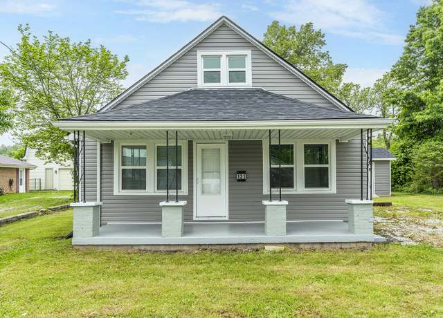 Property at 121 Oak St, Berea, KY 40403, 3 beds, 1 bath