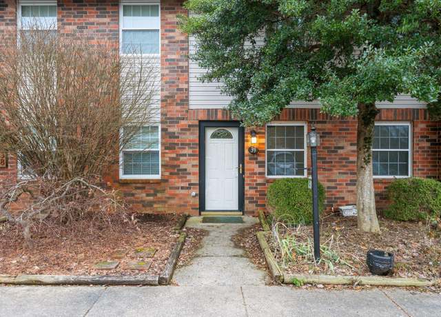 Property at 550 Darby Creek Rd #39, Lexington, KY 40509, 2 beds, 1.5 baths