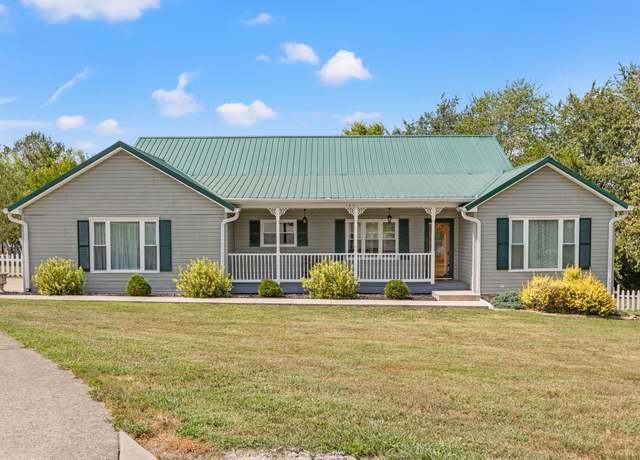 Property at 131 Kay Ave, Lancaster, KY 40444, 3 beds, 2 baths