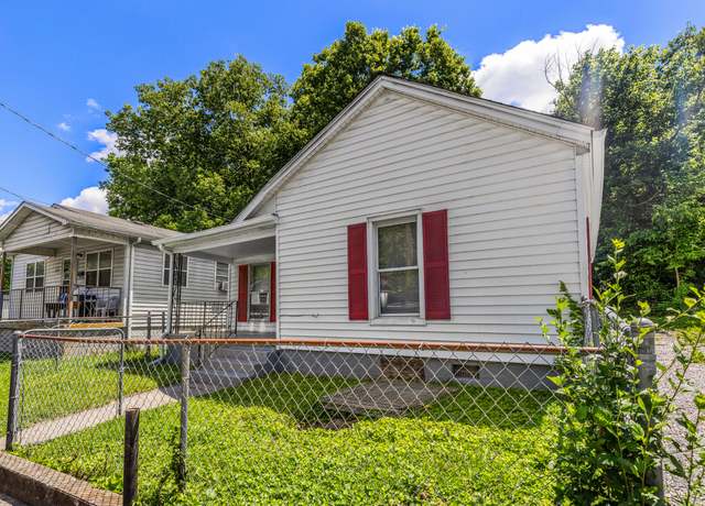 Property at 858 Lylesville St, Paris, KY 40361, 3 beds, 1 bath