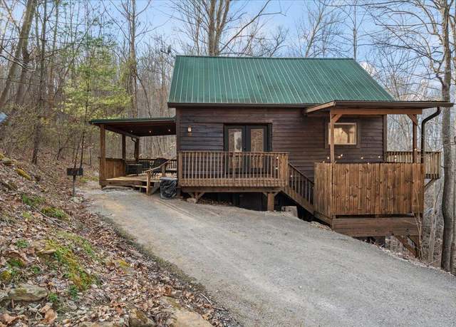 Property at 225 Platinum Dr, Slade, KY 40376, 1 bed, 1 bath