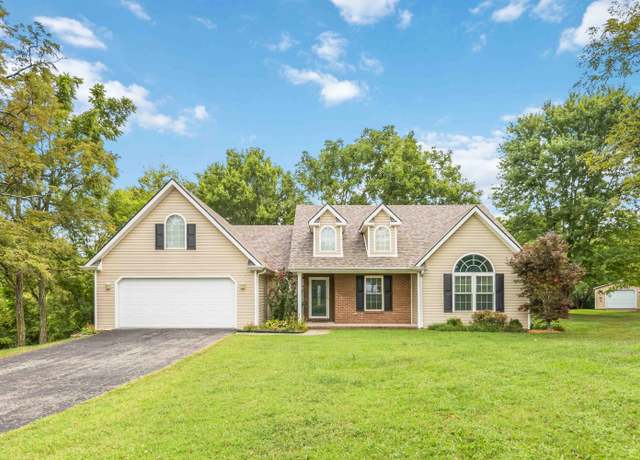 Property at 414 Angela Way, Lancaster, KY 40444, 3 beds, 2.5 baths