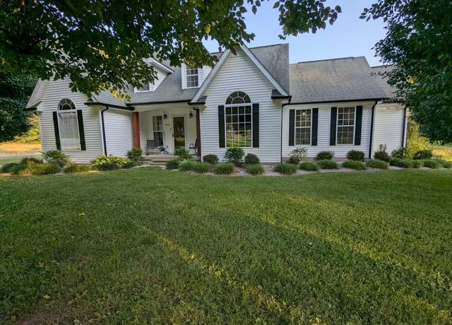 Property at 1842 South Hwy 578, Annville, KY 40402, 3 beds, 2 baths