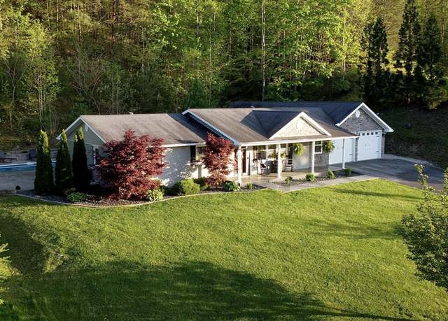 Property at 856 Fraley Dr, Morehead, KY 40351, 3 beds, 2.5 baths