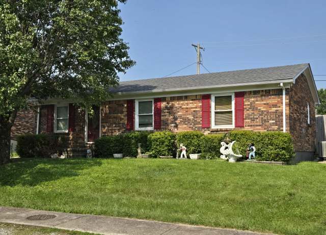 Property at 110 Colonial Park Dr, Winchester, KY 40391, 3 beds, 1 bath