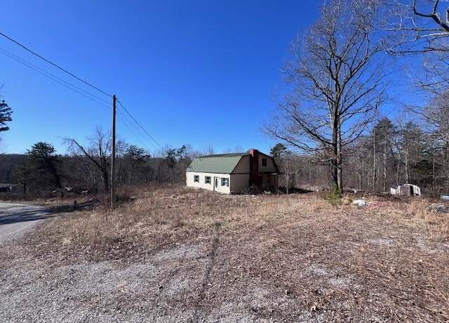 Property at 310 Liberty Cemetery Rd, Corbin, KY 40701, 3 beds, 1 bath