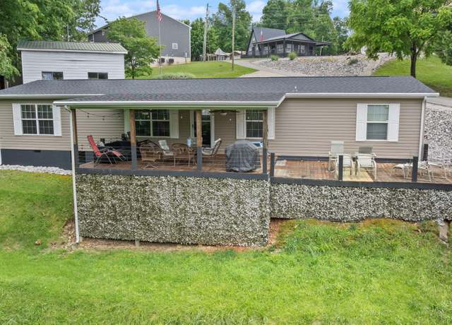 Property at 46 Ramsey Ave, Monticello, KY 42633, 3 beds, 2 baths