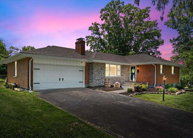 Property at 219 Hampton Ave, Winchester, KY 40391, 4 beds, 2.5 baths