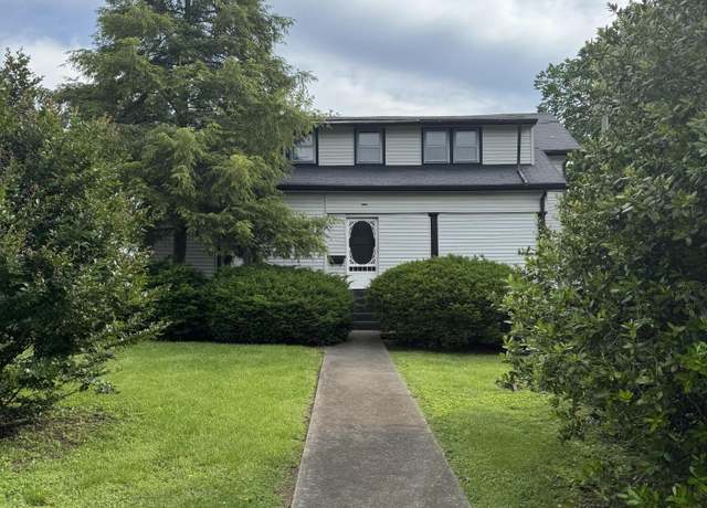 Property at 523 North St, Richmond, KY 40475, 4 beds, 2 baths