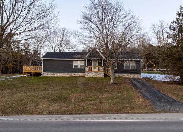 Property at 2680 Richmond Rd, Irvine, KY 40336, 3 beds, 2 baths