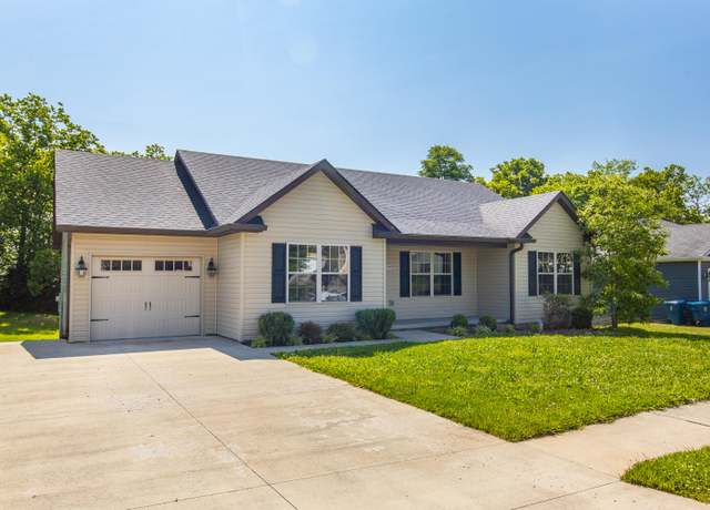 Property at 445 Cresthill Dr, Harrodsburg, KY 40330, 3 beds, 2 baths