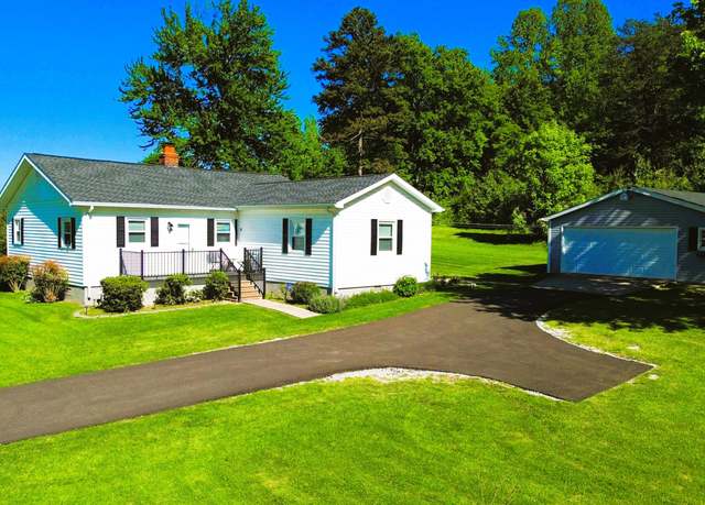 Property at 1185 Oak Ridge Rd, Corbin, KY 40701, 2 beds, 2 baths