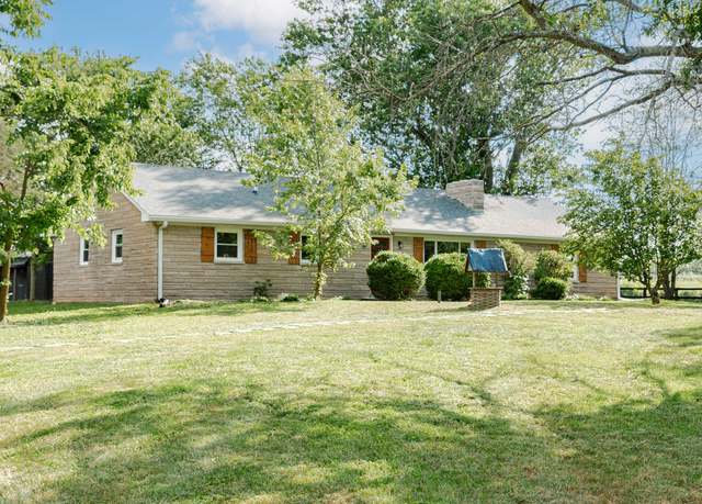 Property at 2450 Vince Rd, Nicholasville, KY 40356, 4 beds, 3 baths