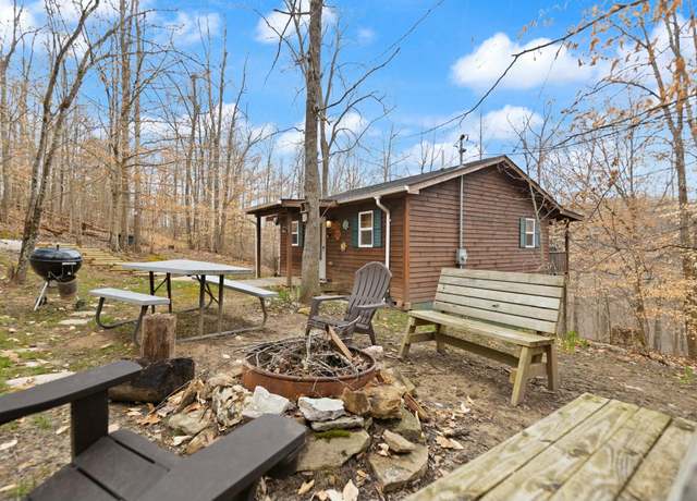 Property at 262 Elk Track Trl, Stanton, KY 40380, 2 beds, 1 bath