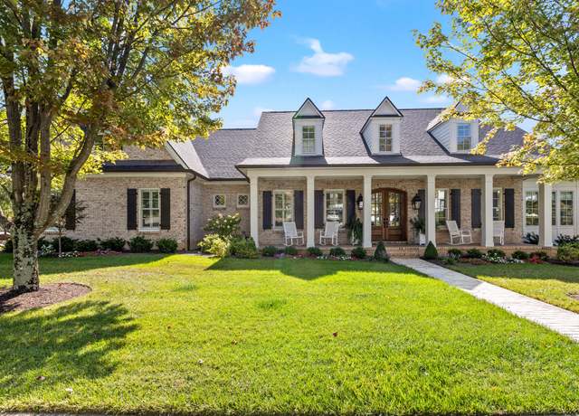 Property at 3544 Castlegate Wynd, Lexington, KY 40502, 5 beds, 5.5 baths