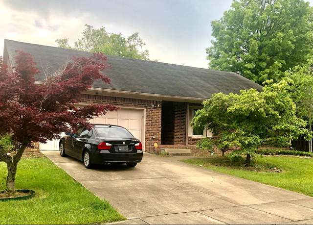 Property at 1704 Hunters Rest Ct, Lexington, KY 40515, 3 beds, 2 baths