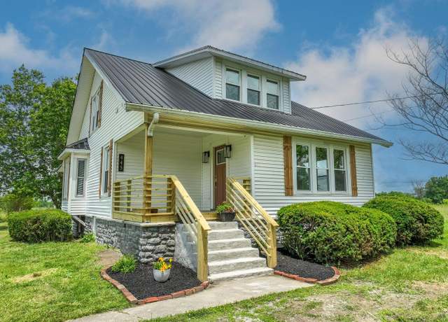 Property at 445 College Hill Rd, Waco, KY 40385, 3 beds, 2.5 baths