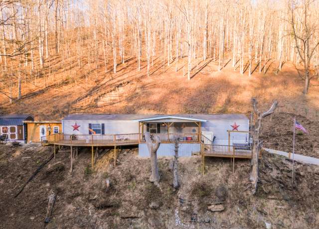 Property at 5009 Blacklog Dr, Inez, KY 41224, 3 beds, 2 baths