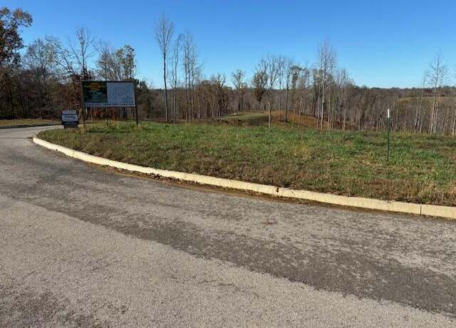 Property at 126 Woods Creek Lake Dr, Somerset, KY 42503