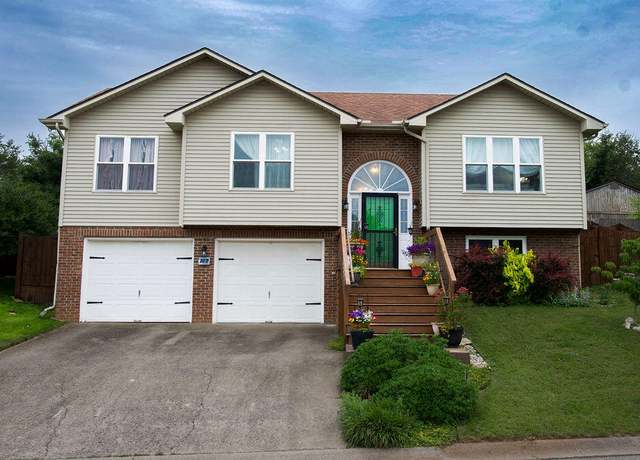 Property at 105 Herrington Hwy, Georgetown, KY 40324, 3 beds, 2.5 baths