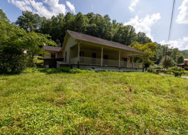 Property at 939 Right Fork Island Creek Road Rd, Pikeville, KY 41501, 3 beds, 2 baths