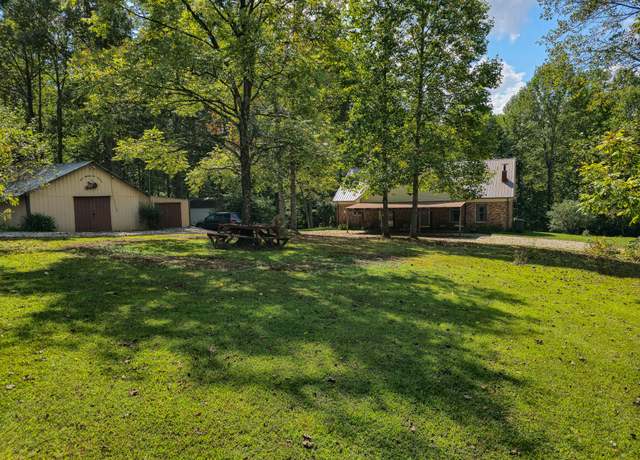 Property at 1316 Calvary Ridge Rd, Yosemite, KY 42566, 4 beds, 2.5 baths