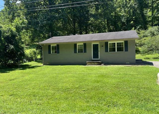 Property at 925 North North Wilson Ave, Morehead, KY 40351, 3 beds, 1 bath