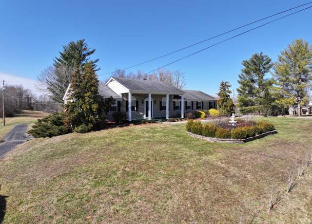 Property at 1209 College Hill Rd, Waco, KY 40385, 4 beds, 3 baths