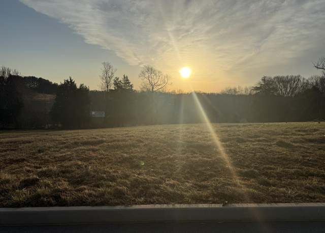 Property at 522 Lone Oak Dr, Somerset, KY 42503