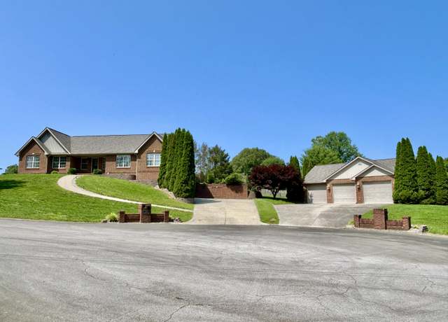 Property at 151 Surrounding Hills Dr, Somerset, KY 42503, 4 beds, 3 baths