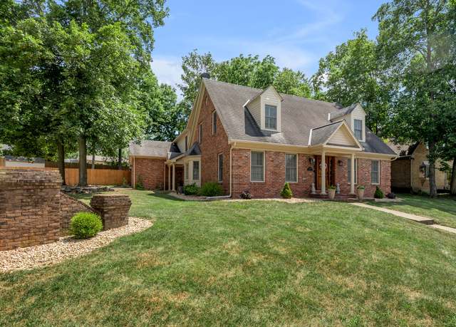 Property at 388 Plainview Rd, Lexington, KY 40517, 3 beds, 2.5 baths