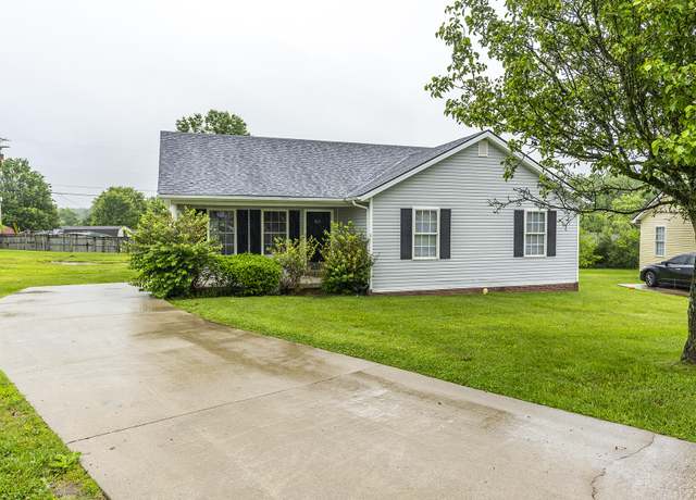 Property at 517 Acadia Way, Winchester, KY 40391, 4 beds, 2 baths