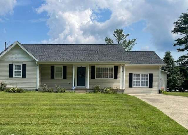 Property at 136 Elizabeth Ln, Barbourville, KY 40906, 3 beds, 2 baths