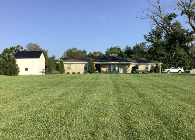Property at 95 Mundys Landing Rd, Versailles, KY 40383, 4 beds, 4 baths