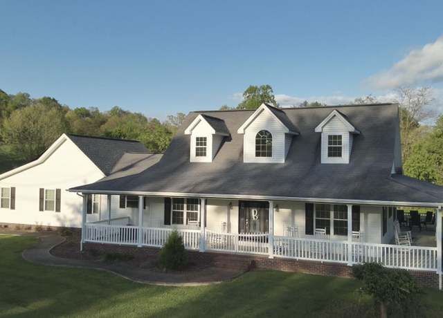 Property at 30 Mcwhorter Rd, Manchester, KY 40962, 3 beds, 2.5 baths