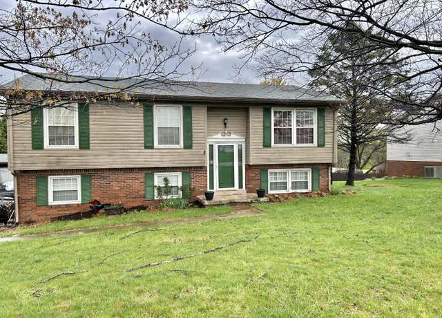 Property at 170 Chicamauga Dr, Frankfort, KY 40601, 4 beds, 2.5 baths