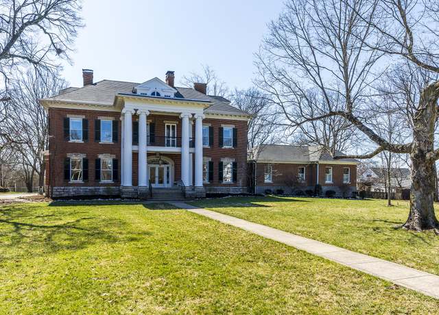 Property at 160 Elm St, Versailles, KY 40383, 7 beds, 6 baths